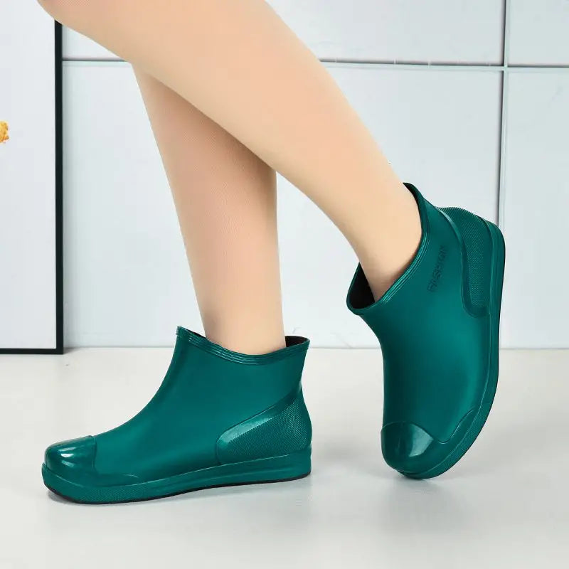 WOMEN'S FASHION WATERPROOF NON SLIP RAIN BOOTS