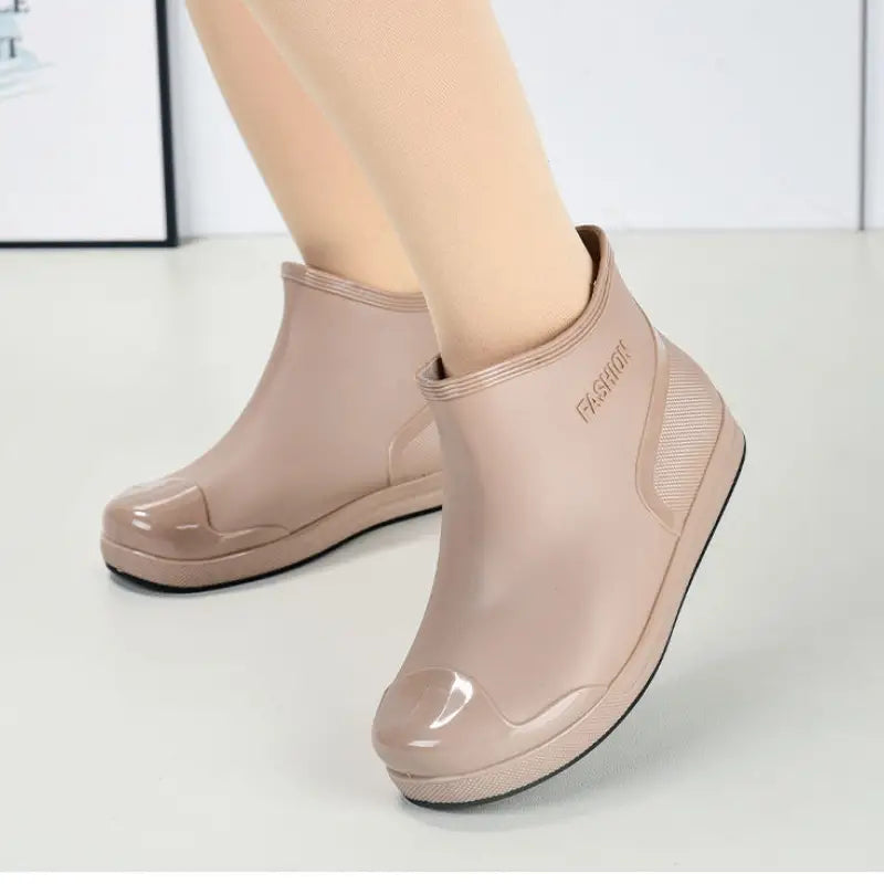 WOMEN'S FASHION WATERPROOF NON SLIP RAIN BOOTS