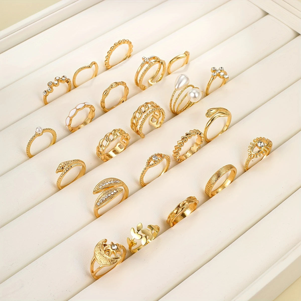 LUNARA VAULT™ — 22PCS VINTAGE MIX & MATCH RING SET