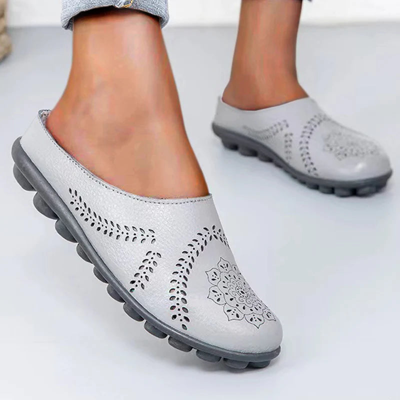 PREMIUM CASUAL ALL-MATCH HOLLOW LOAFERS 2025