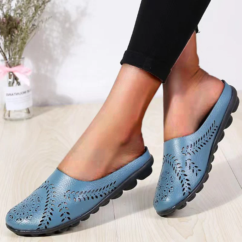 PREMIUM CASUAL ALL-MATCH HOLLOW LOAFERS 2025