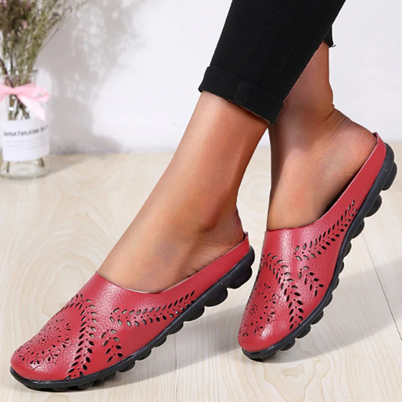 PREMIUM CASUAL ALL-MATCH HOLLOW LOAFERS 2025