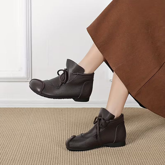 INDIGO™ WOMEN'S COMFORTABLE AND LIGHTWEIGHT BOOTS