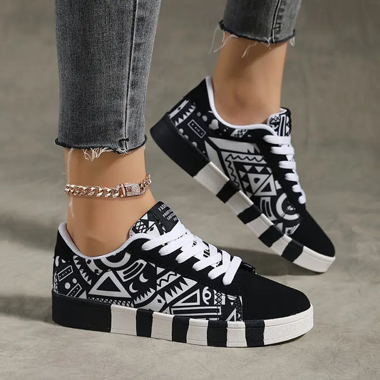 LIGHTWEIGHT BREATHABLE FLAT SKATE SHOES