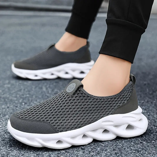 MACKAYโข MESH BREATHABLE ORTHOPEDIC SNEAKERS