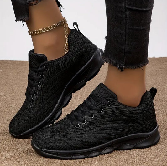 WAGGAโข COMFORTABLE LIGHTWEIGHT UNISEX SNEAKERS
