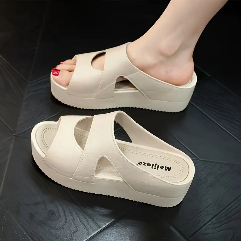 LEVIÉ™ WOMEN'S SLIP-ON WEDGE SANDALS