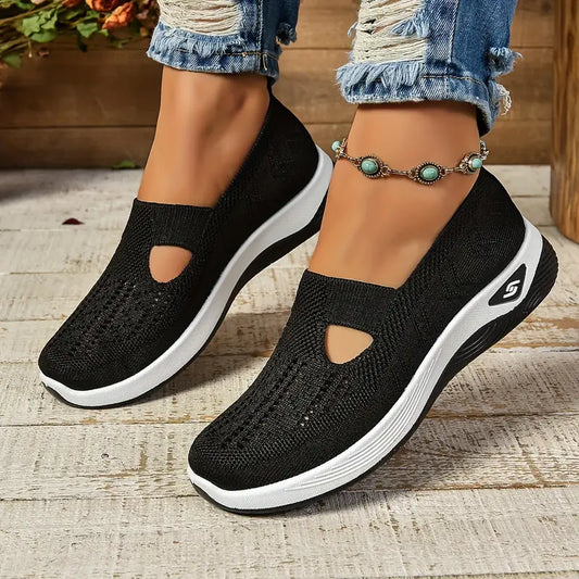GEELONGโข WOMEN'S CUT-OUT SNEAKERS