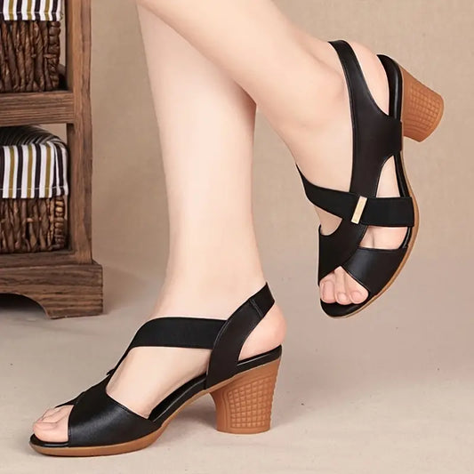 YARRADEENโข WOMEN'S CHUNKY HEELED SANDALS