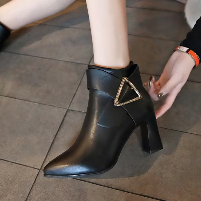 WREN™ WOMEN'S THICK HEEL POINTED TOE ANKLE BOOTS