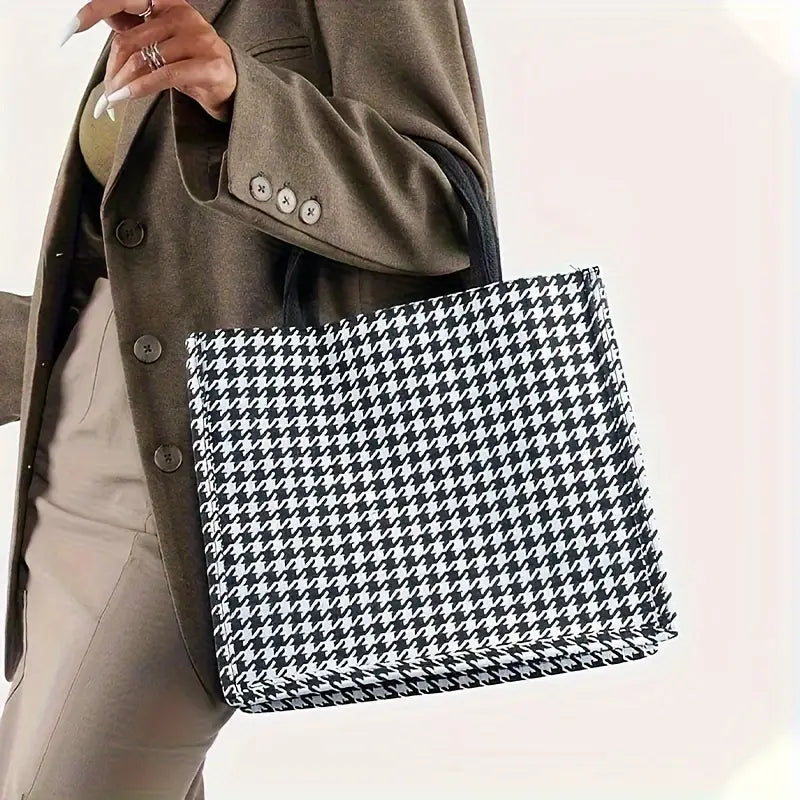MAYA™ CHECKERED TOTE BAG