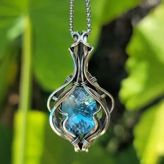 AZURE MIST VINTAGE NECKLACE