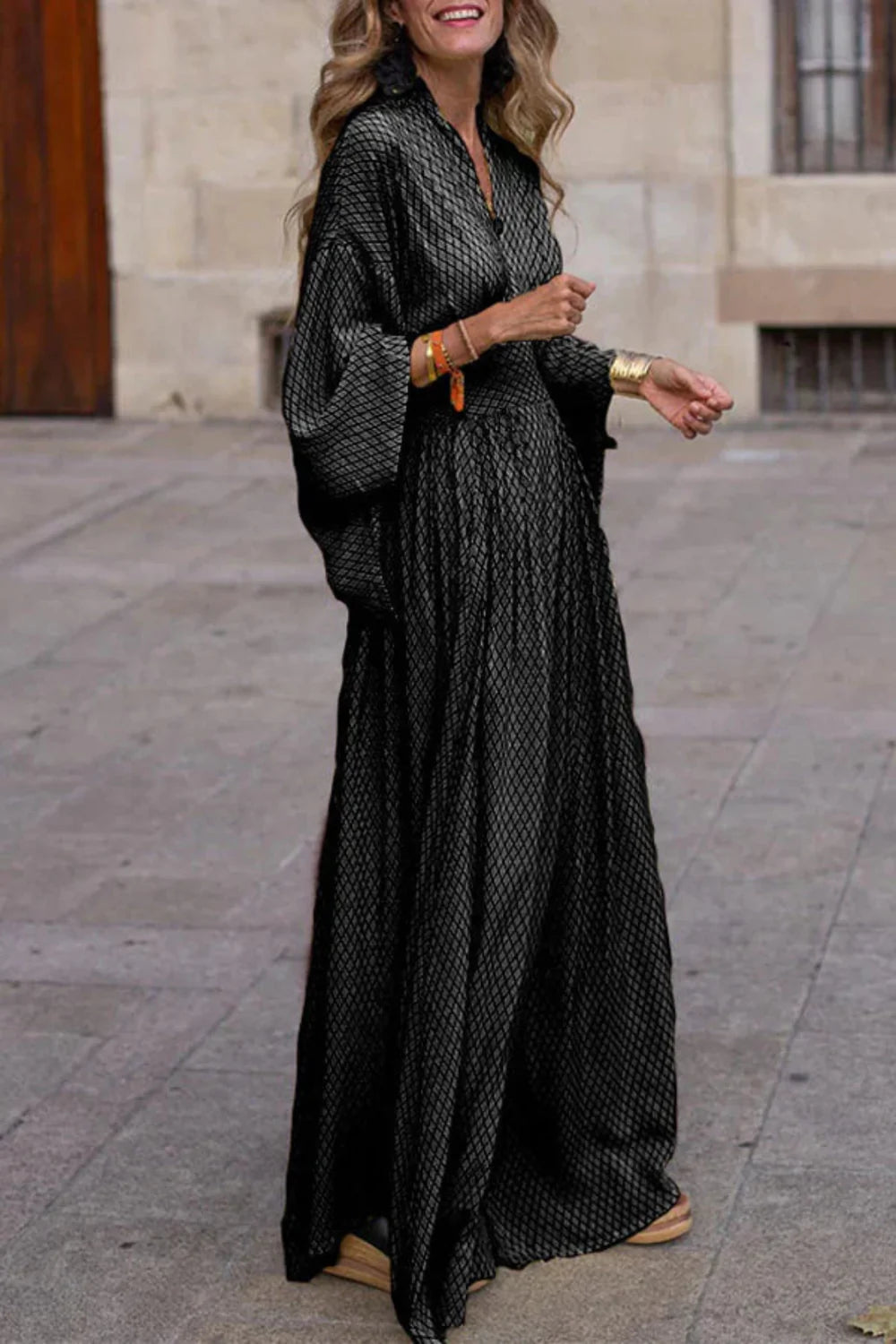 VÉROLINE™ – PRINTED MAXI DRESS WITH LONG SLEEVES AND V-NECK