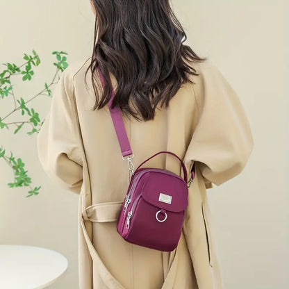 ONYX ESSENTIALS™ NYLON CROSSBODY BAG