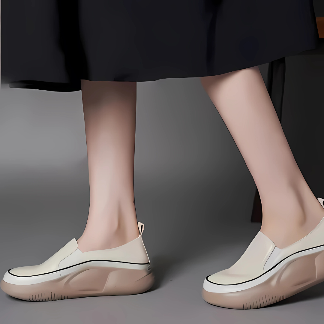 LIA™ ORTHOPEDIC SNEAKERS