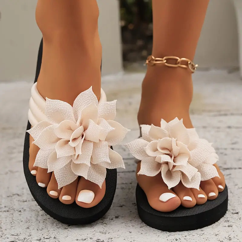 REYNA™ WOMEN'S FLORAL EMBELLISHED FLIP-FLOPS