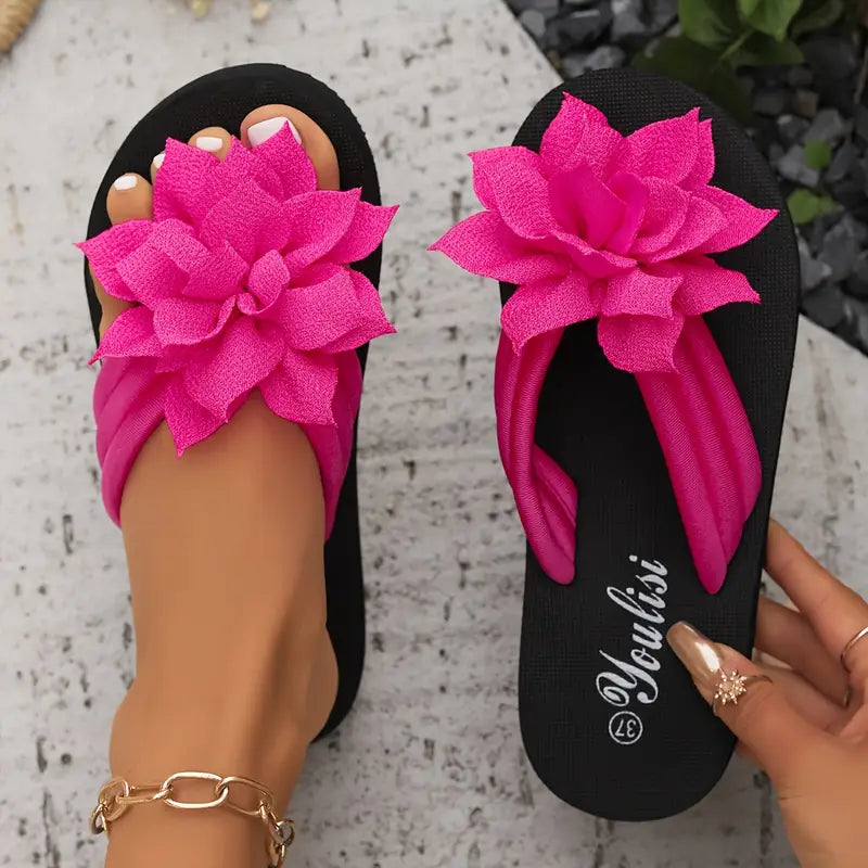 REYNA™ WOMEN'S FLORAL EMBELLISHED FLIP-FLOPS