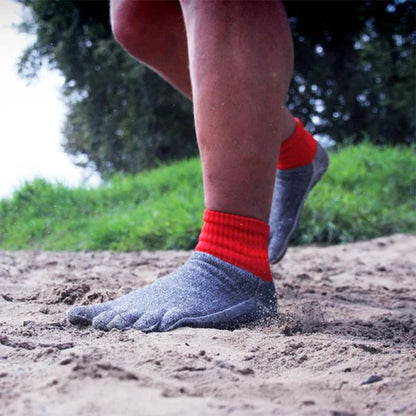 ADVENTURE BAREFOOT SOCKS – ONE SIZE, FLEXIBLE FIT FOR ALL