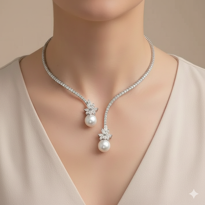 MOONLIT GRACE NECKLACE