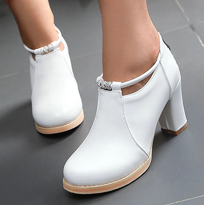 PENELOPE™ WOMEN'S RETRO ROUND TOE LEATHER HEELS
