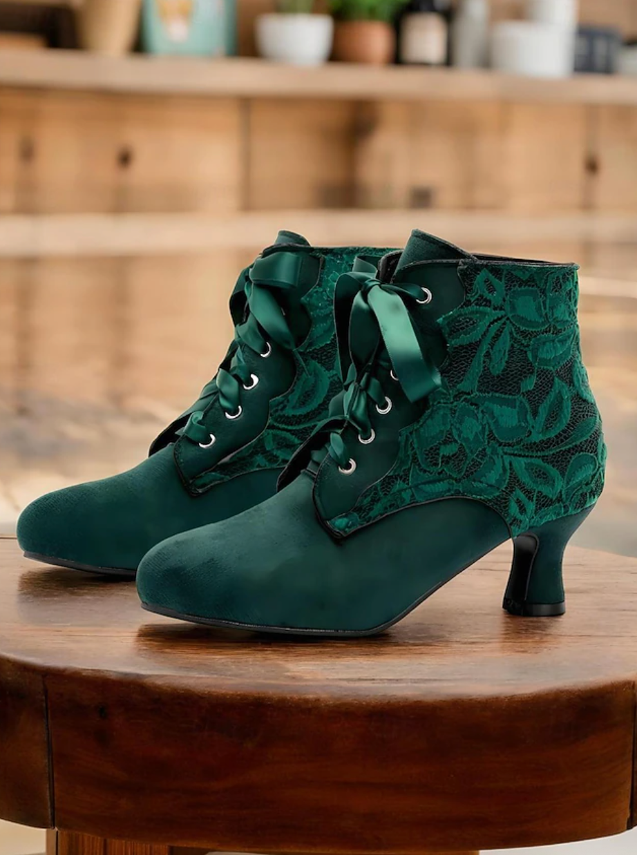 CORDELIA™ WOMEN'S VINTAGE SUEDE LACE-UP BOOTS