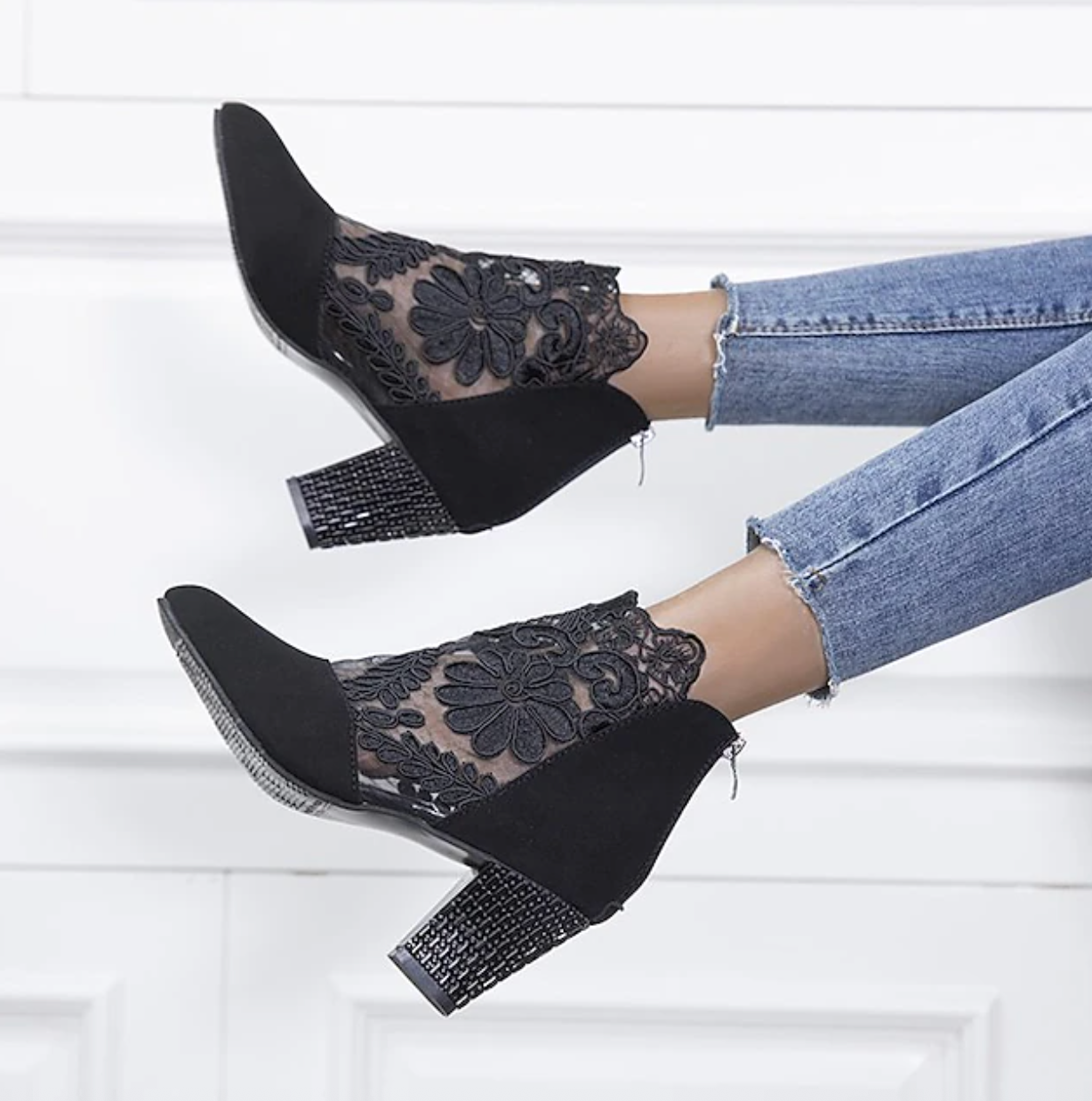 OPHELIAS™ WOMEN'S LACE EMBROIDERED ANKLE BOOTS