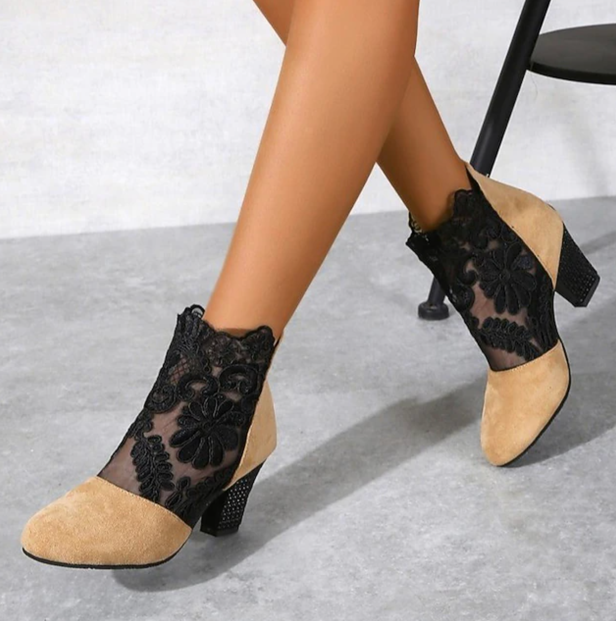 OPHELIAS™ WOMEN'S LACE EMBROIDERED ANKLE BOOTS