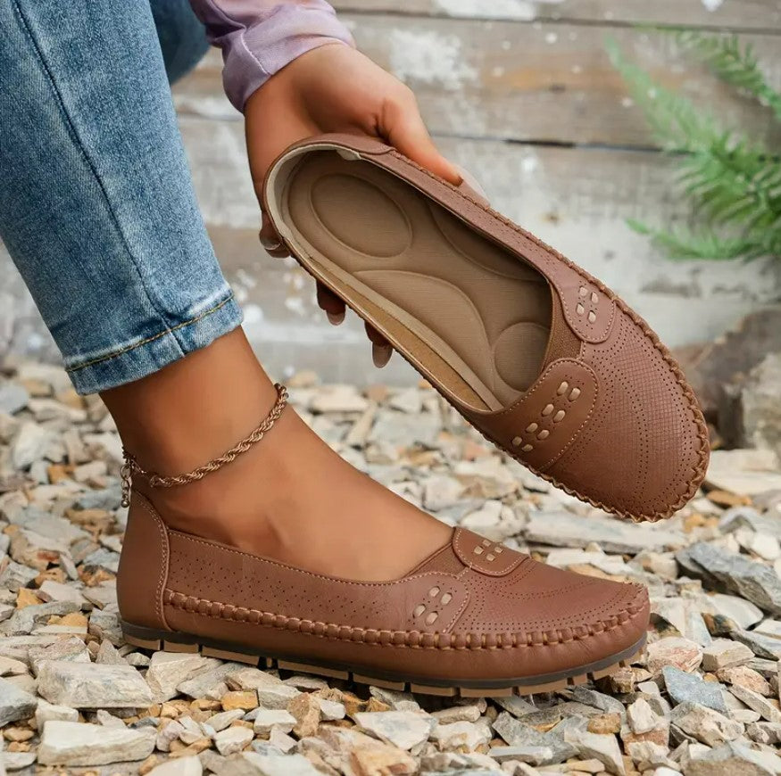 LORA™ VINTAGE COMFY SLIP-ON LOAFERS