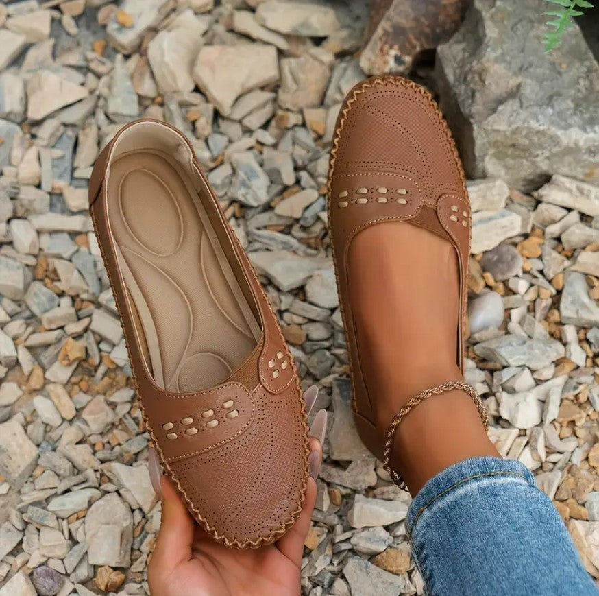 LORA™ VINTAGE COMFY SLIP-ON LOAFERS