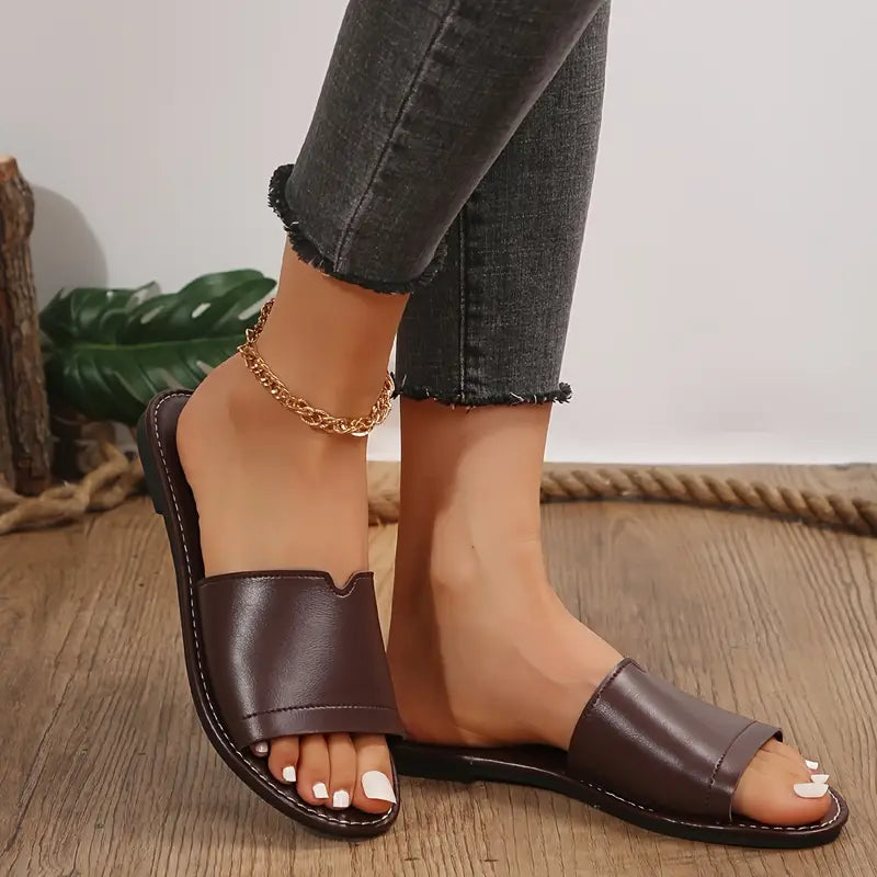 KIARA™ WOMEN'S CASUAL ROUND-TOE FLAT SANDALS
