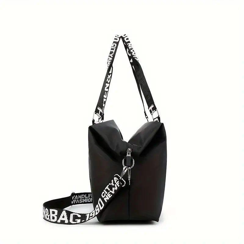 AVANI™ FOLDABLE TRAVEL TOTE