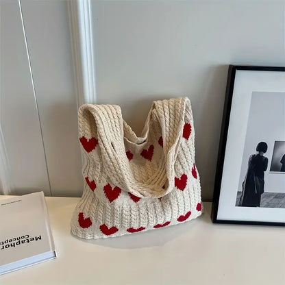SARAH™ LOVE HEART PATTERN TOTE BAG