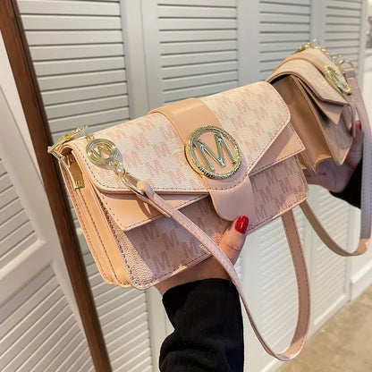 AUDREY™ RETRO LETTER BUCKLE GRAPHIC CROSSBODY BAG