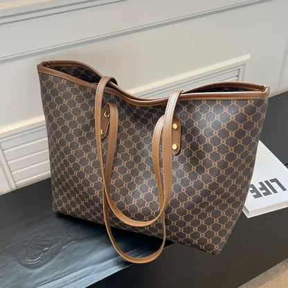 STELLA™ VINTAGE TOTE BAG