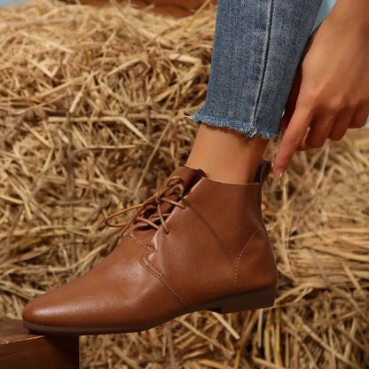 WOMEN'S RETRO ROUND TOE FLAT ANKLE BOOTIES
