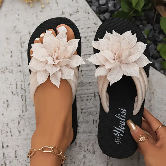 REYNA™ WOMEN'S FLORAL EMBELLISHED FLIP-FLOPS