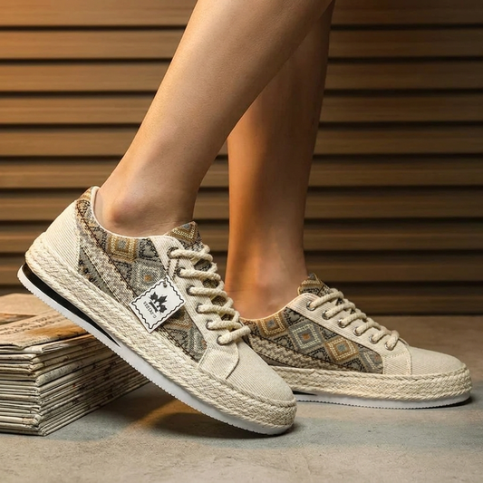 COMFORTABLE NON-SLIP FASHION WALKING SHOES