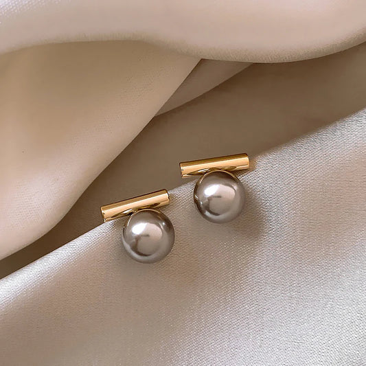 SAVAIRAH™ DARK PEARL EARRINGS