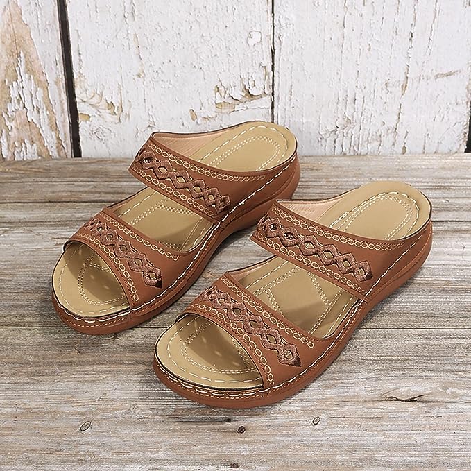 Ugg Australia 1792 Womens Thong Sandals Brown Leather Sheepskin Lined Slip  On 8 | eBay